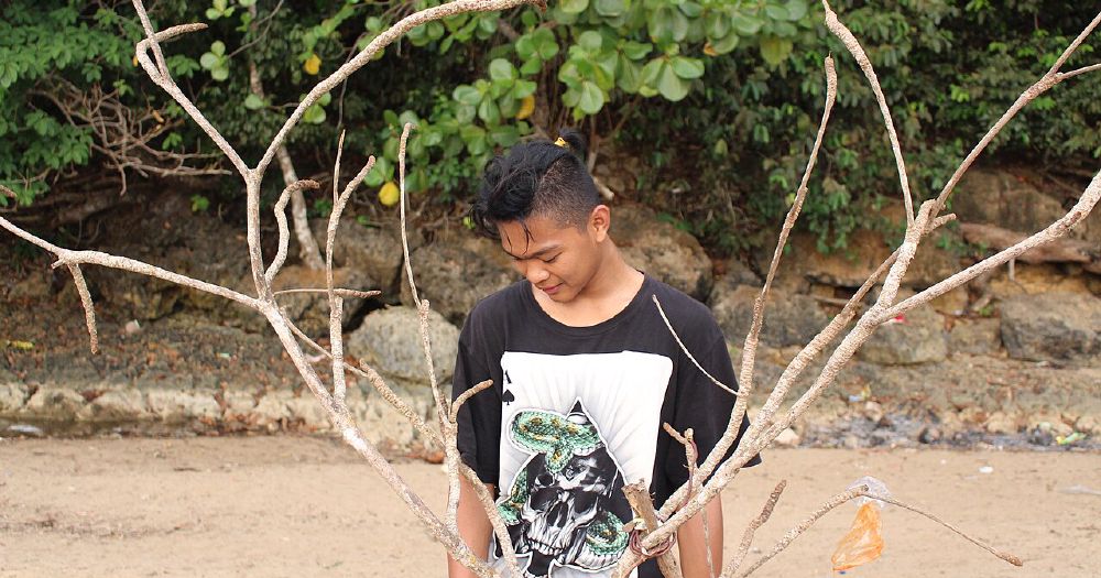 Aku Yang Malang: What This Indonesian Expression Really Means and Who It Suits